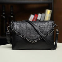 Alexa Clutch | Classic & Stylish