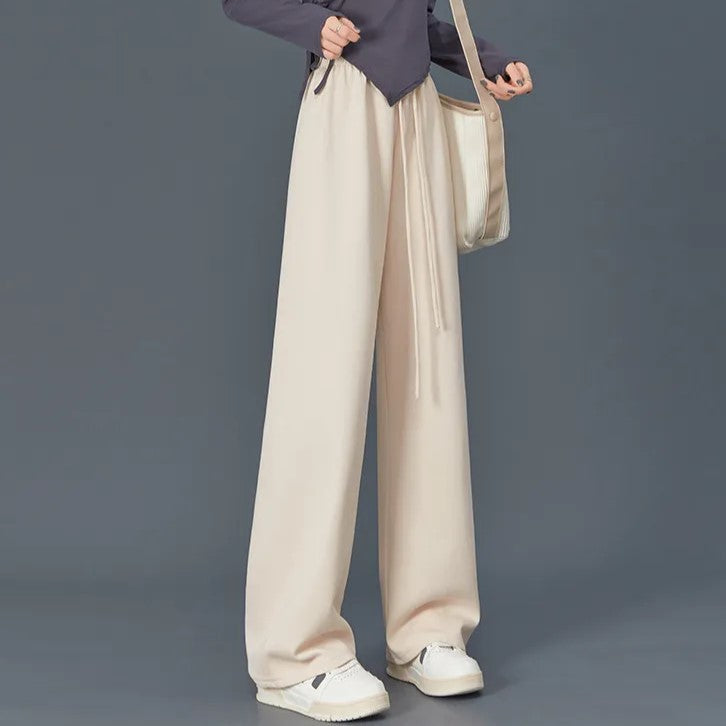 Cara Retro Sweatpants | Vintage & Stylish
