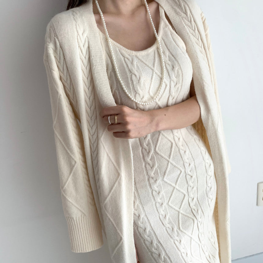 Jolie 2-piece Set | Knitted winter dress with a cozy warm cardigan