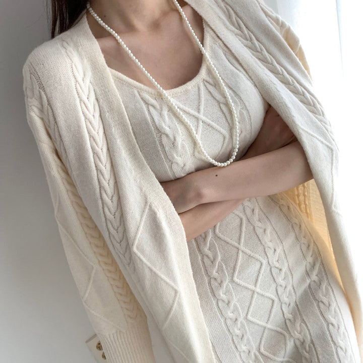 Jolie 2-piece Set | Knitted winter dress with a cozy warm cardigan