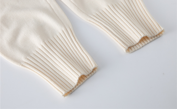 Winnie Winterset | Delightful 2-piece set with knitted cardigan & comfy pants