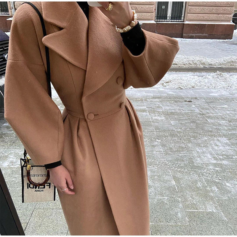 Fabienne Jas | Kobiecy, stylowy i biznesowy