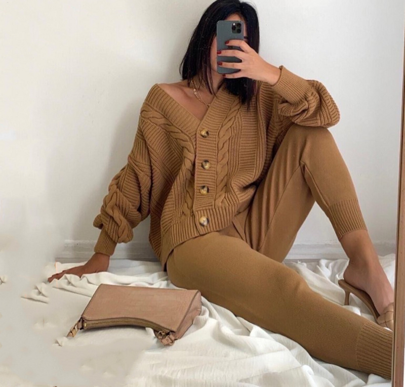 Winnie Winterset | Delightful 2-piece set with knitted cardigan & comfy pants
