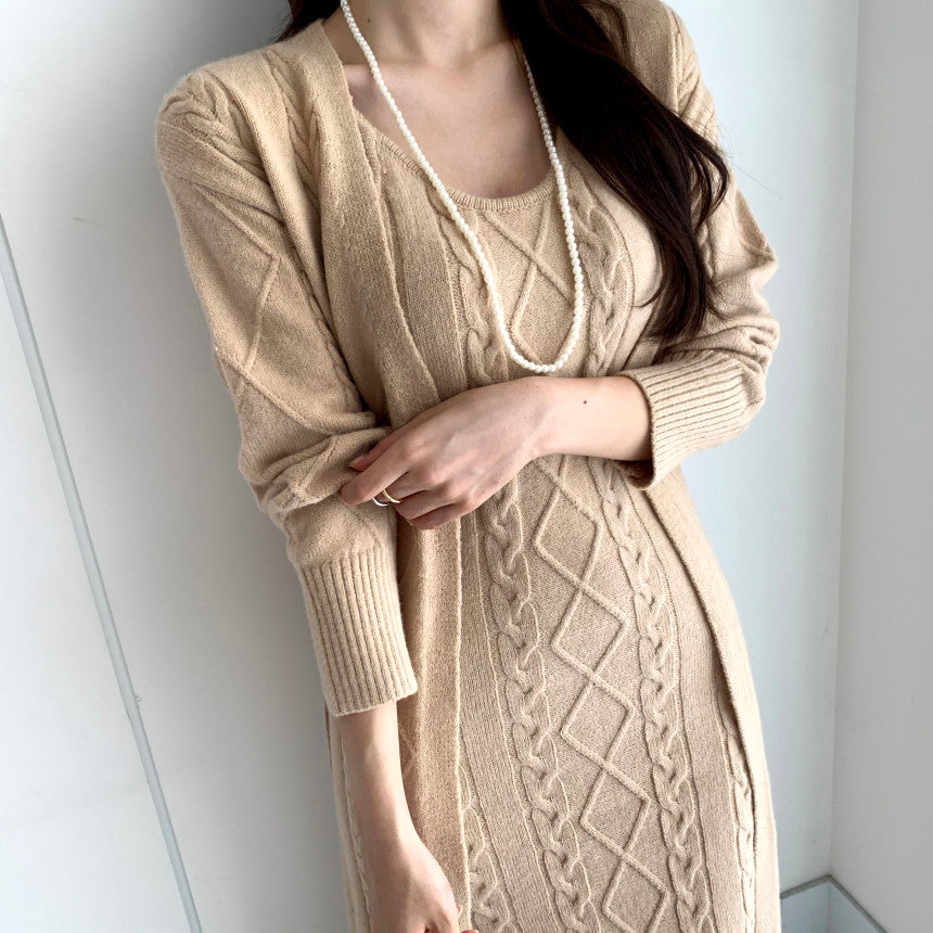 Jolie 2-piece Set | Knitted winter dress with a cozy warm cardigan