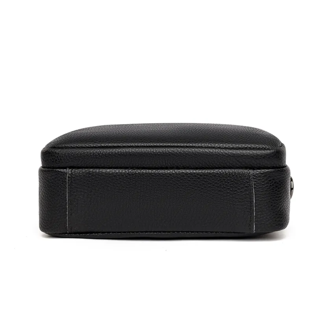Carrie Messenger Bag | Sleek & Stylish
