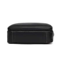 Carrie Messenger Bag | Sleek & Stylish
