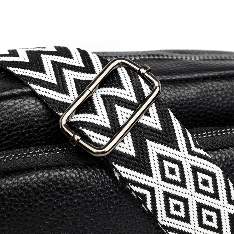 Carrie Messenger Bag | Sleek & Stylish