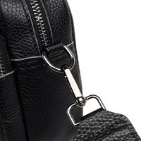 Carrie Messenger Bag | Sleek & Stylish