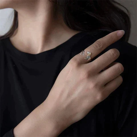 Cute Dachshund Ring | For the animal lovers among us!