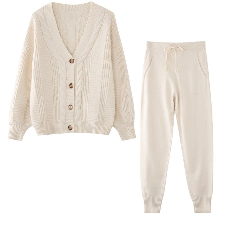 Winnie Winterset | Delightful 2-piece set with knitted cardigan & comfy pants