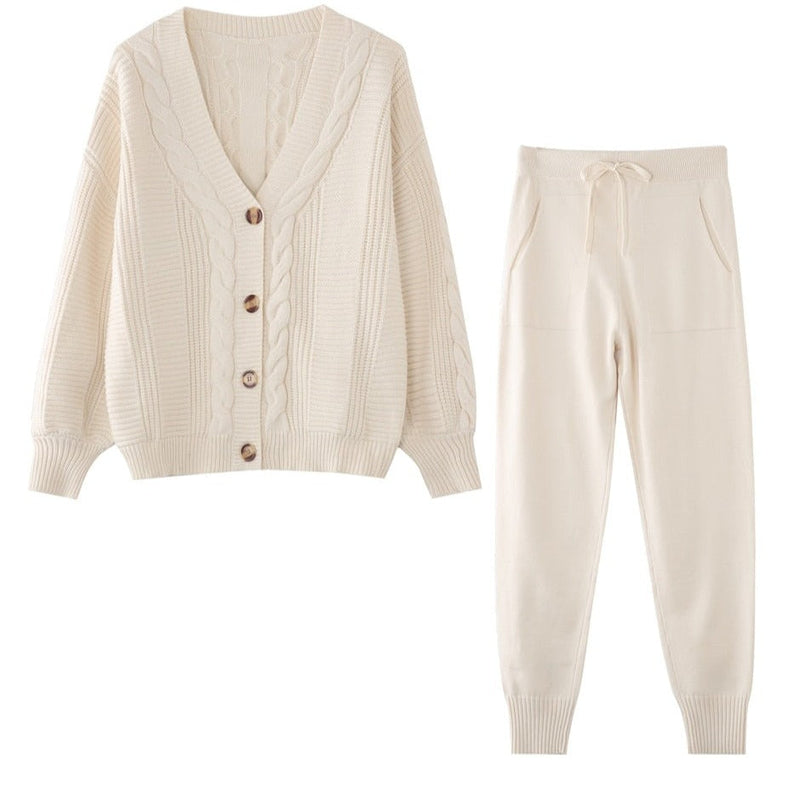 Winnie Winterset | Delightful 2-piece set with knitted cardigan & comfy pants