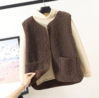 Cassandra Fleece Vest | Stylish & Versatile