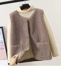 Cassandra Fleece Vest | Stylish & Versatile