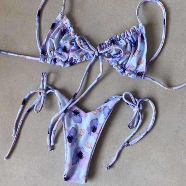 Bikini Lia | Ucieczka na wyspę