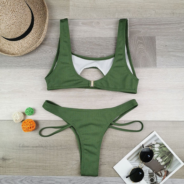 Bikini Ellie z wycięciami | Seksowne i stylowe