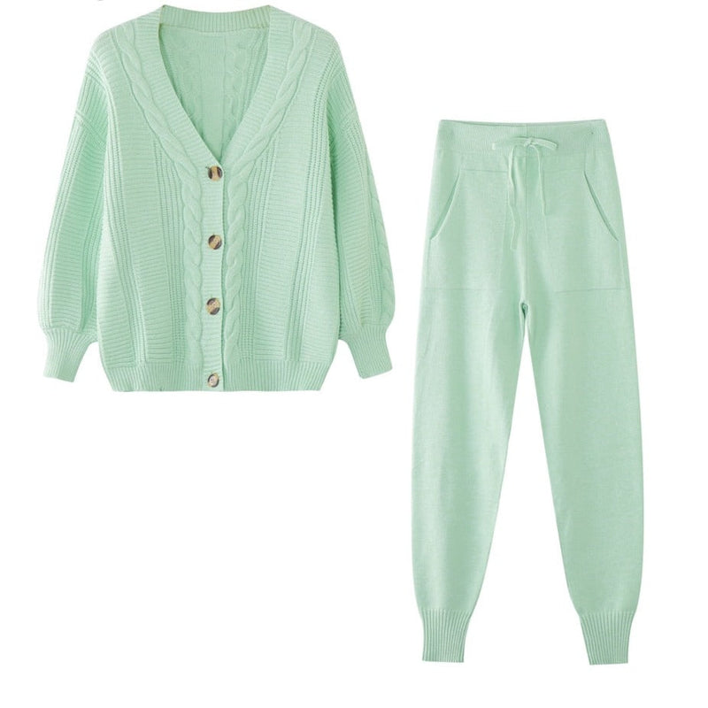 Winnie Winterset | Delightful 2-piece set with knitted cardigan & comfy pants