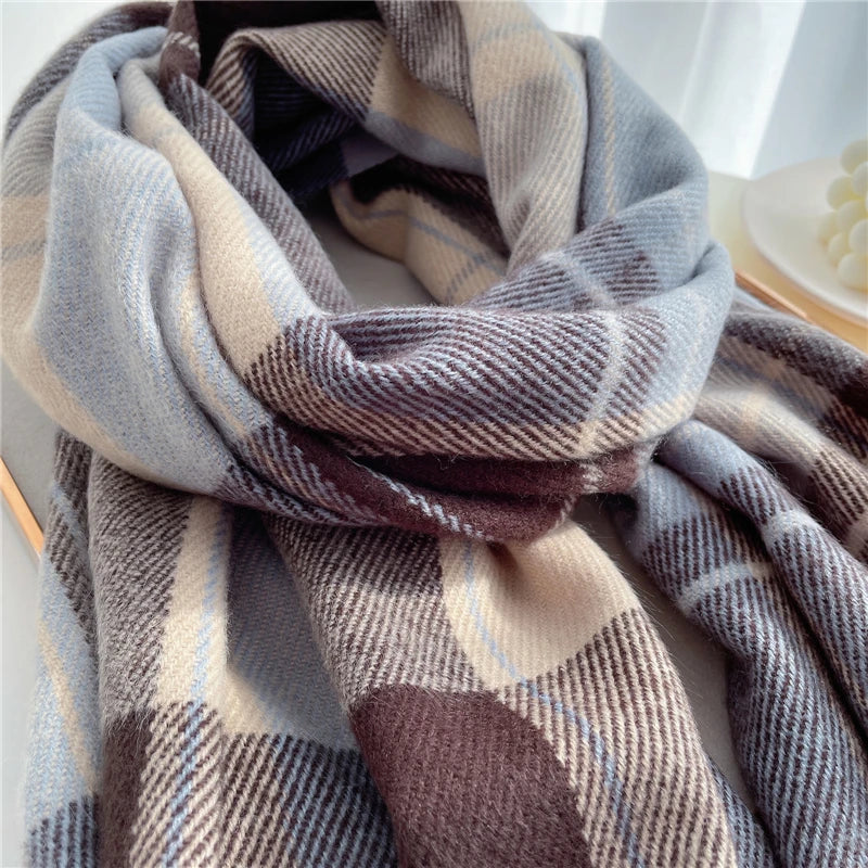 Angela Knitted Scarf | Trendy & Stylish