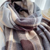 Angela Knitted Scarf | Trendy & Stylish
