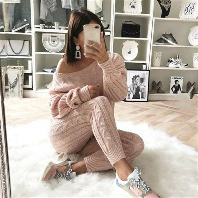 Kiara Knitted Set | A stylish set for cold days