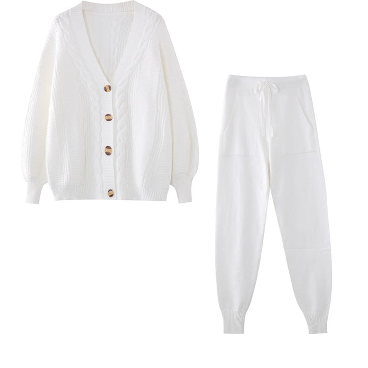 Winnie Winterset | Delightful 2-piece set with knitted cardigan & comfy pants