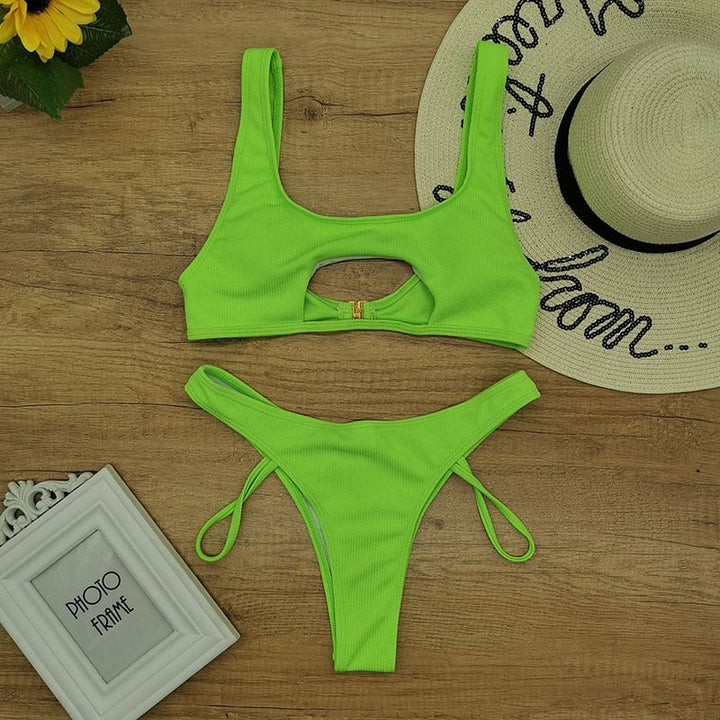 Bikini Ellie z wycięciami | Seksowne i stylowe