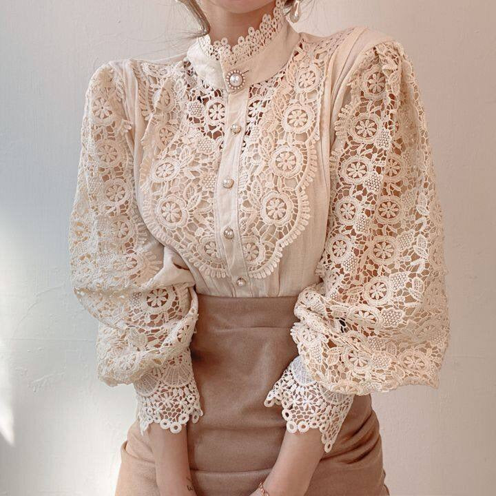 Louis Blouse | Classic, elegant & super cute!