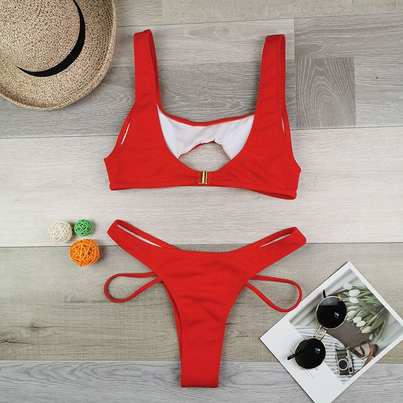 Bikini Ellie z wycięciami | Seksowne i stylowe