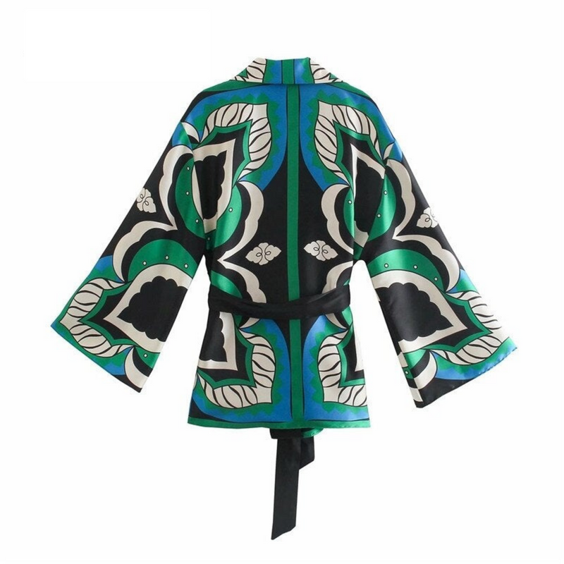 Joléne japoński kimono | ponadczasowe i eleganckie kimono