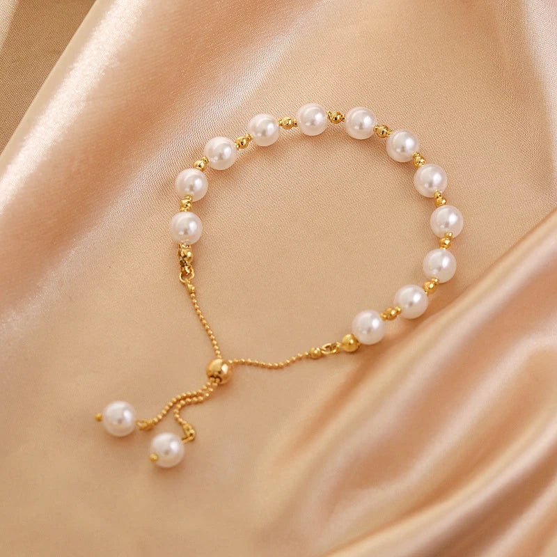 Adjustable Pearl Bracelet | A beautiful bracelet