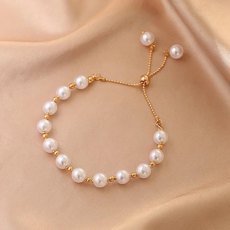 Adjustable Pearl Bracelet | A beautiful bracelet