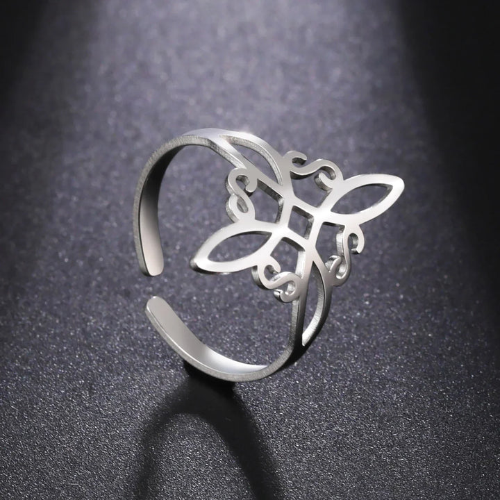 Amulet Ring with Cross Knot Protection | A unique ring