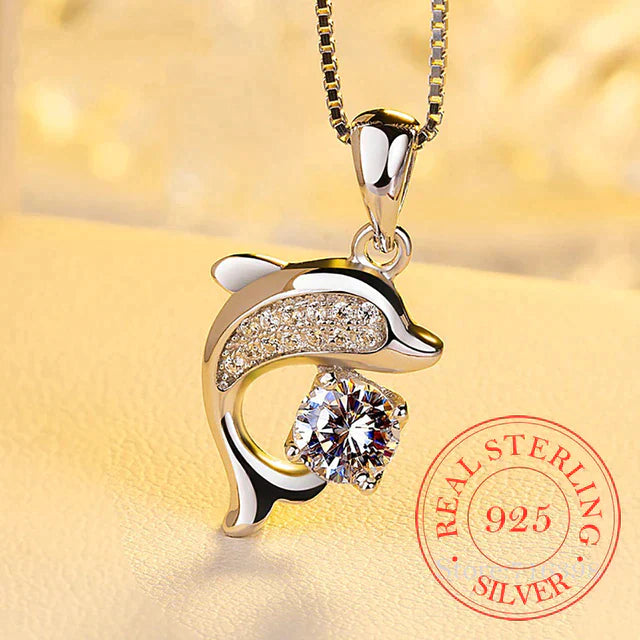 Naszyjnik z kryształami z zawieszką delfina | Amulet szczęścia na łańcuszku!