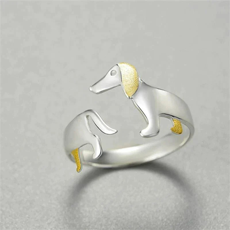 Cute Dachshund Ring | For the animal lovers among us!