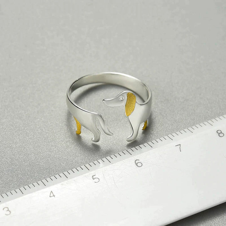 Cute Dachshund Ring | For the animal lovers among us!