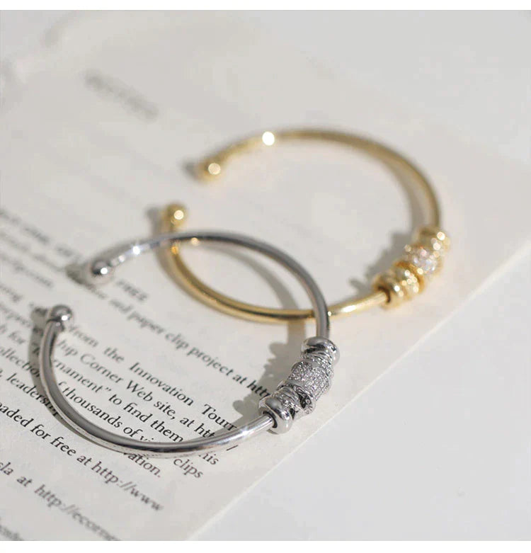 French Cylinder Bracelet | Available in 2 different colors!