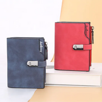 Compact Wallet with Magnetic Clasp | Handy & Trendy