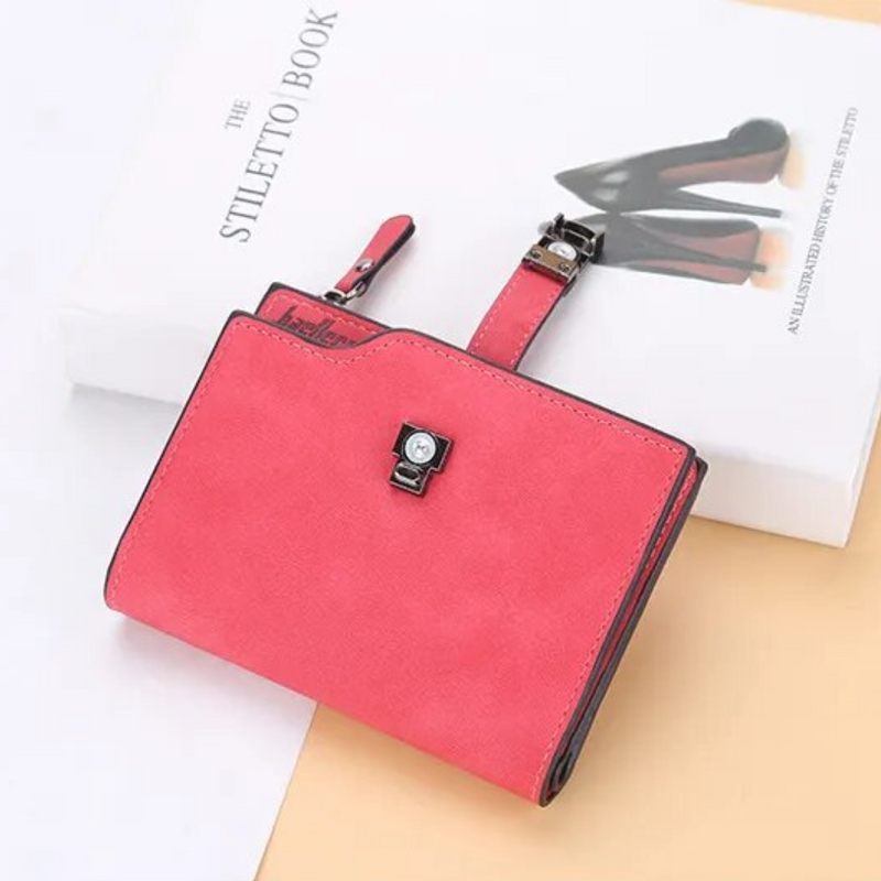 Compact Wallet with Magnetic Clasp | Handy & Trendy
