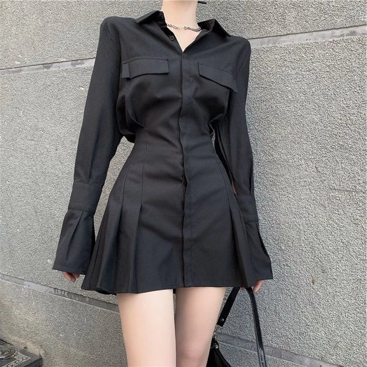 Yasmin long-sleeve dress | Classic and versatile