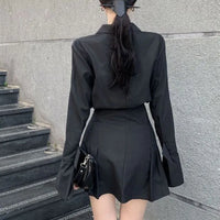 Yasmin long-sleeve dress | Classic and versatile