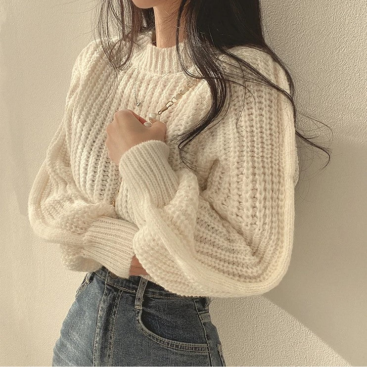 Krótki sweter Lora | Luźny i stylowy