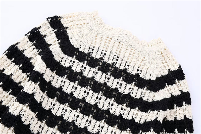 ZACK RAIN Women Black and White Striped Cutout Knit Crew Neck Pullover 2022 Fall/Winter Ladies Vintage Sweater Loose Female Tops