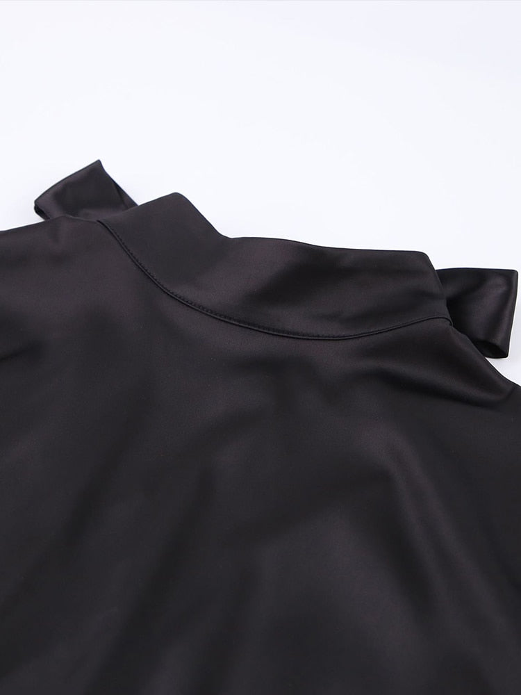 Loïs Satin Dress | With a beautiful bow and open back
