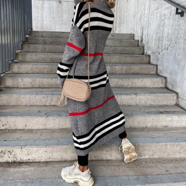 Mira Vest | A long vest with a unique design