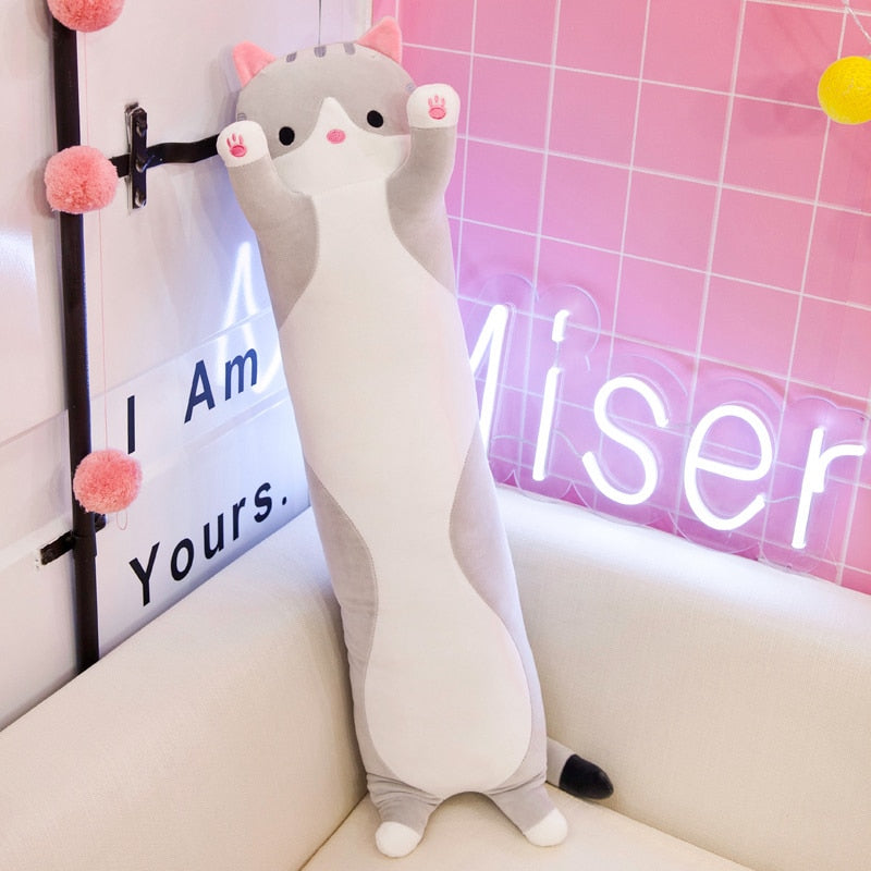 Sammy Jackson™ Kitty Pillow | A wonderfully long pillow for cat lovers