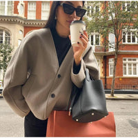 Sarah Vest | Modern & Sleek