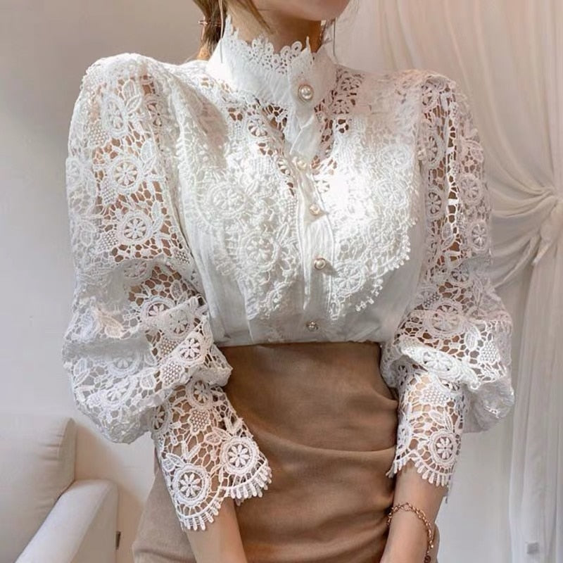 Louis Blouse | Classic, elegant & super cute!