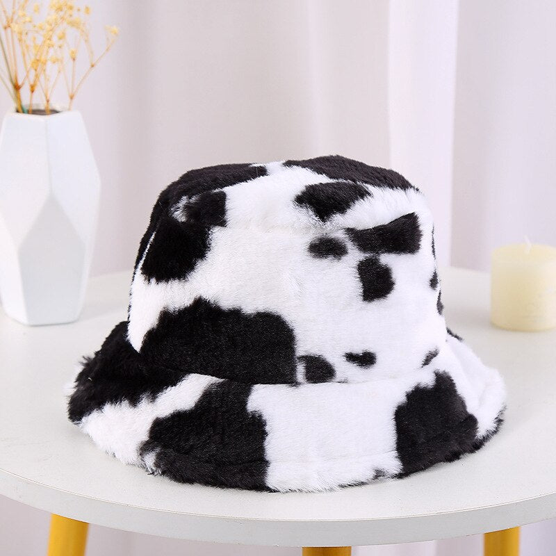 Pipa Plush Bucket Hat | Warm & Fashionable Through Winter