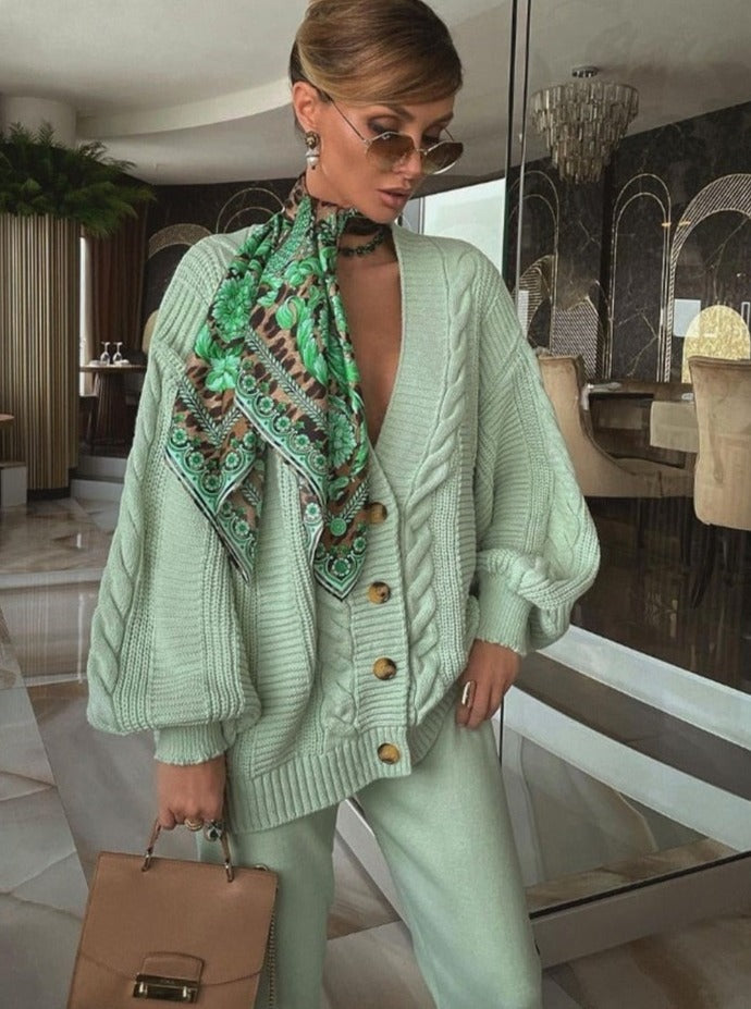Winnie Winterset | Delightful 2-piece set with knitted cardigan & comfy pants