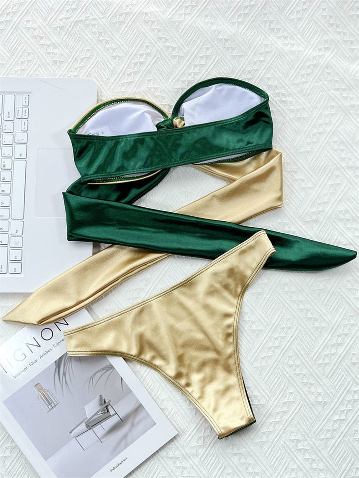 Bikini do toaletki | Klasyczne i szykowne