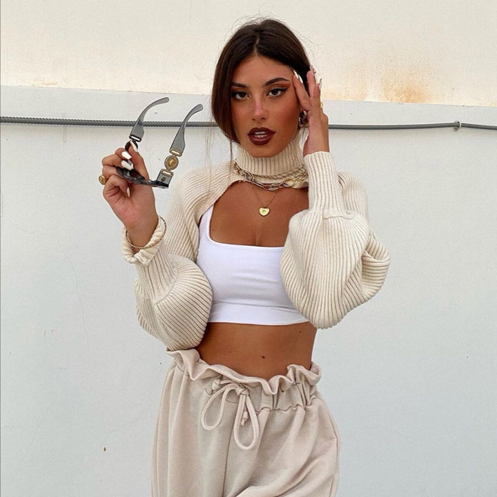 Lourdes Col | Unique design to style your outfit with